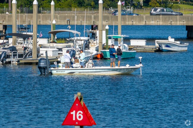 You are never far from a fishing spot in the Seagate neighborhood.