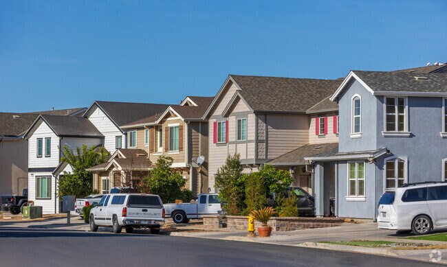 Craftsman homes dot the neighborhood in Bret Harte Modesto.