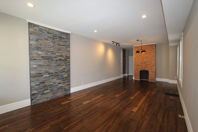 164 N 18th St, Columbus, OH 43203 - photo 7