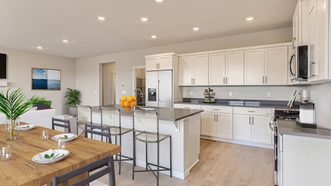 1566 Logan Pkwy, Albany, OR 97322 - photo 3