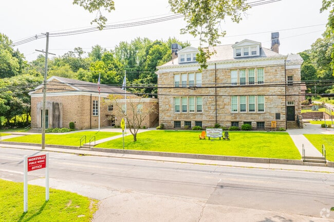 Palmer Academy, a public school located in Montville, CT, serves grade(s) 9-12 in Montville, CT