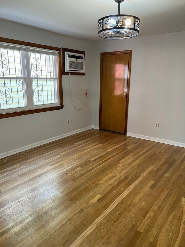 110 Elm St unit 1, Newark, NJ 07105 - photo 5