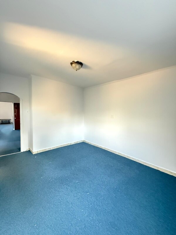 304 Grant Ave unit 2Fl, Brooklyn, NY 11208 - photo 3