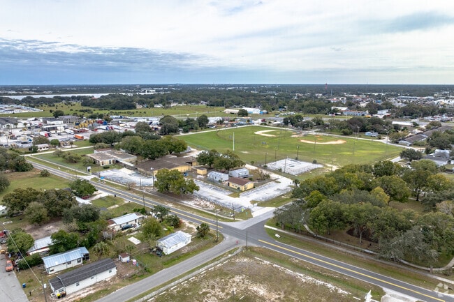 REAL Academy is an alternative public school located in Auburndale, FL.