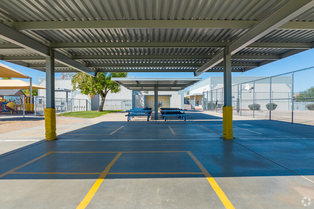 Where Paradise Valley's dreams begin: Hidden Hills Elementary School.