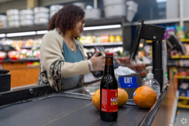 Elmwood markets feature fresh produce and global grocery selections.