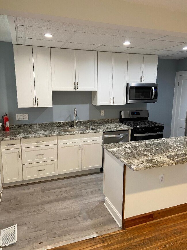 472 E Maynard Ave, Columbus, OH 43202 - photo 5