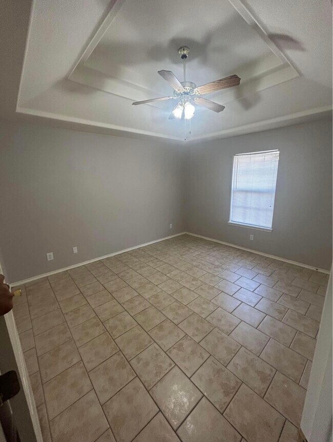 3829 W Faith Hill St unit 4, Edinburg, TX 78541 - photo 7