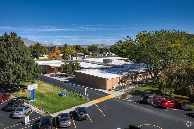 BlackCanyonHighSchool2