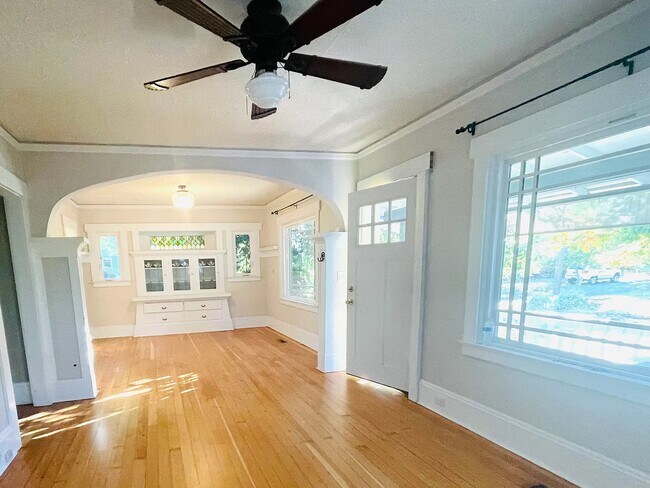 3304 NE 73rd Ave, Portland, OR 97213 - photo 4