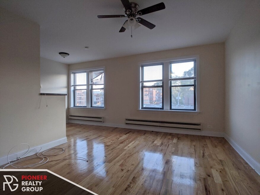 812 W Diversey Pkwy unit 818-O, Chicago, IL 60614 - photo 1