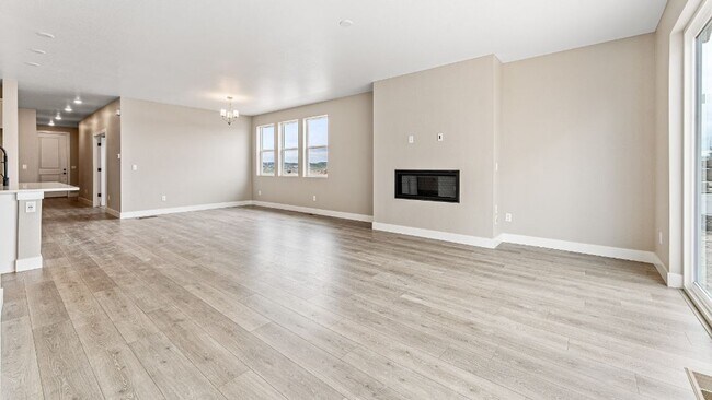 3402 N Buchanan Way unit 36664260, Aurora, CO 80019 - photo 7