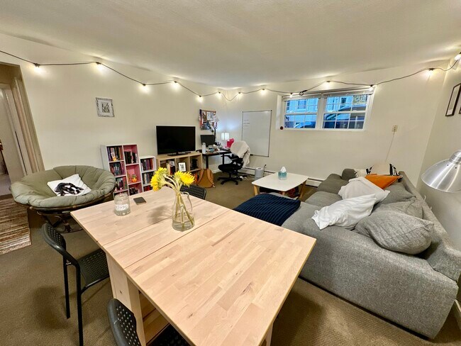 804 Centre St unit 7, Jamaica Plain, MA 02130 - photo 2