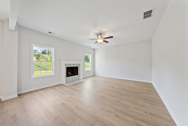 105 Beaver Creek Way, Lagrange, GA 30241 - photo 7