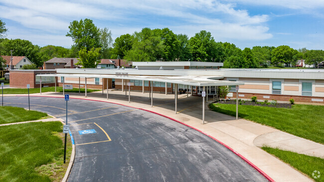 Spring Valley Elementary is part of the Raytown C-2 School District.