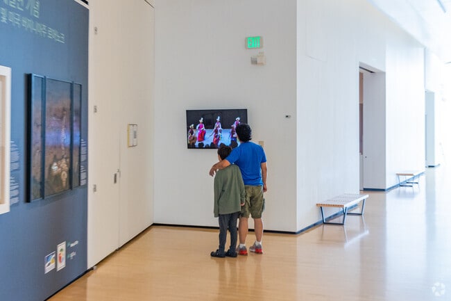 Gilmer residents bond with their children at the Taubman Museum of Art.