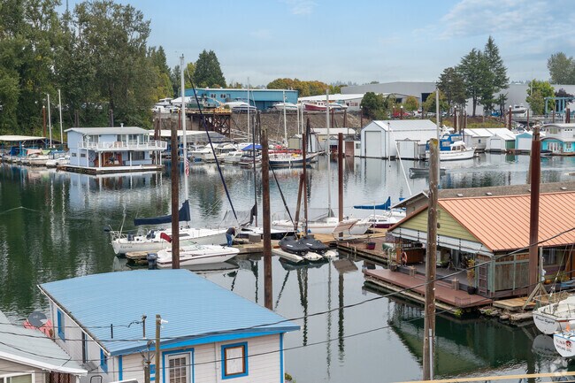 Floating homes are a unique lifestyle option in Bridgeton.