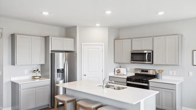 1878 Rainier Dr unit 36208094, Shakopee, MN 55379 - photo 5