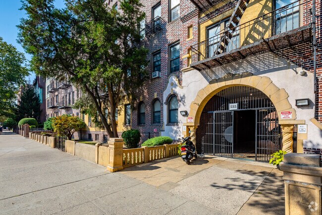 555 Ovington Ave, New York, NY 11209 - photo 3