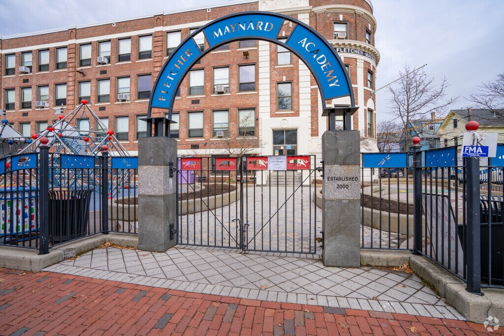 Fletcher/Maynard Academy, Rankings & Reviews