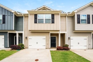 1010 Highwood Ln, East Point, GA 30344