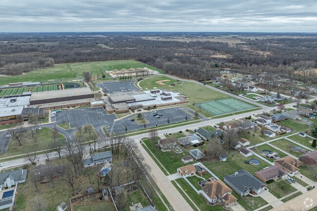 Reed-Custer Middle School challenges and encourages children to learn.