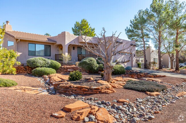 Homes in the Village of Oak Creek (Big Park) are well maintained.