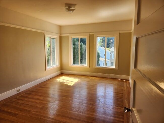560 Diamond St, San Francisco, CA 94114 - photo 3