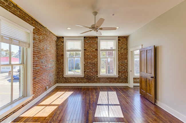 1201 Openwood Ln unit 1-8, Vicksburg, MS 39183 - photo 2