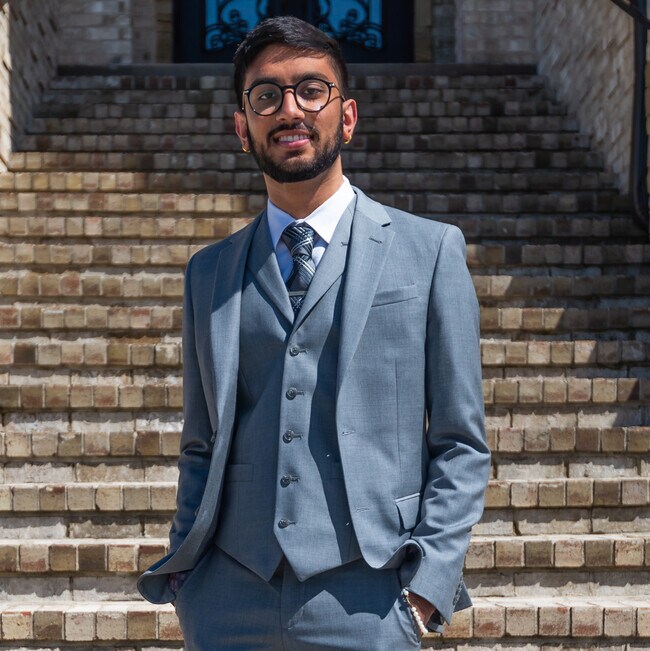 Agent Photo