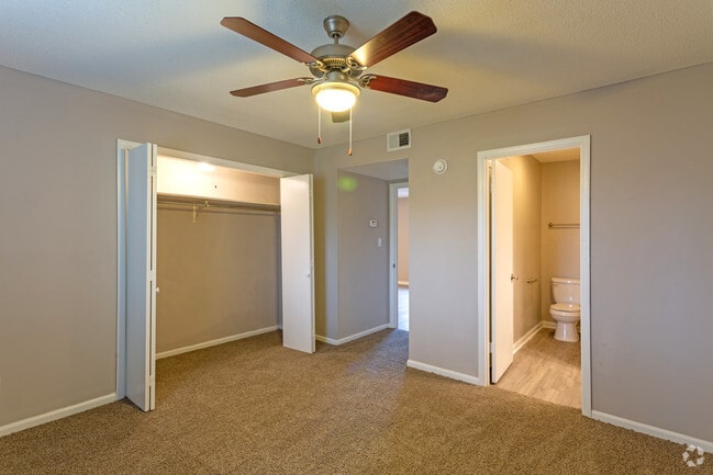 Jac Lyn Apartments, Moultrie, GA 31768 - photo 7