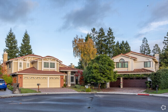 Two-story homes sit in a cul-de-sac in Beverly Terrace.