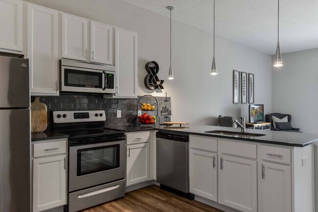 Mirada Apartments, Lewis Center, OH 43035 - photo 2