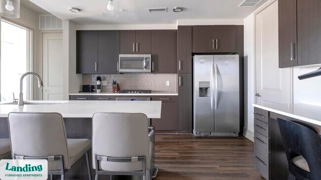 1414 Wood Hollow Dr unit 1-329, Houston, TX 77057 - photo 7