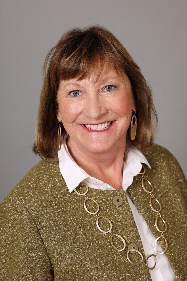 Debbie Breuer