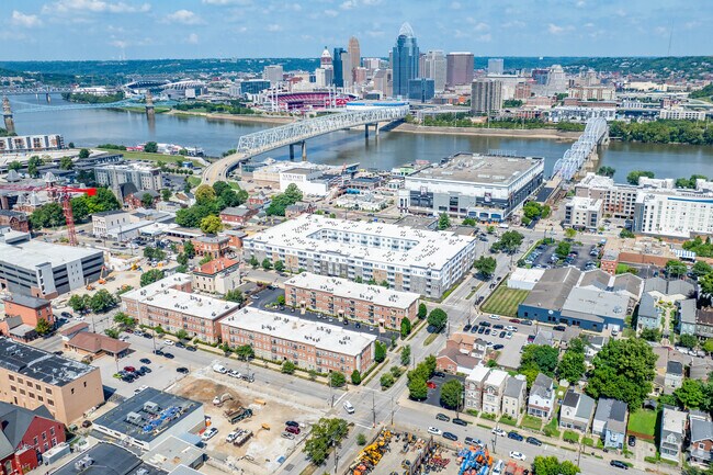 Academy on Fourth, Newport, KY 41071 - photo 3