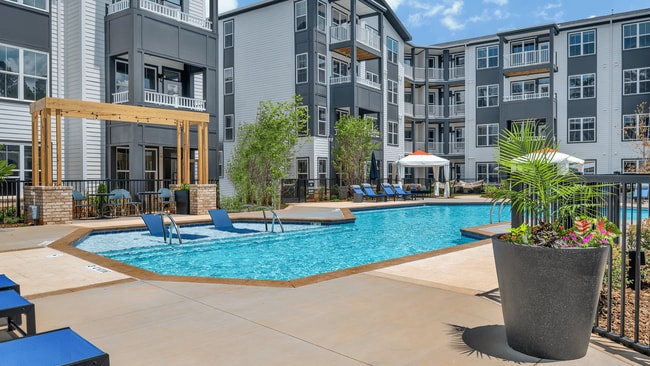 MAA Vale, Raleigh, NC 27612 - photo 6