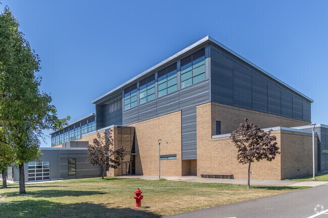 Clackamas High School's new campus was built in 2002, replacing the old 1957 building.