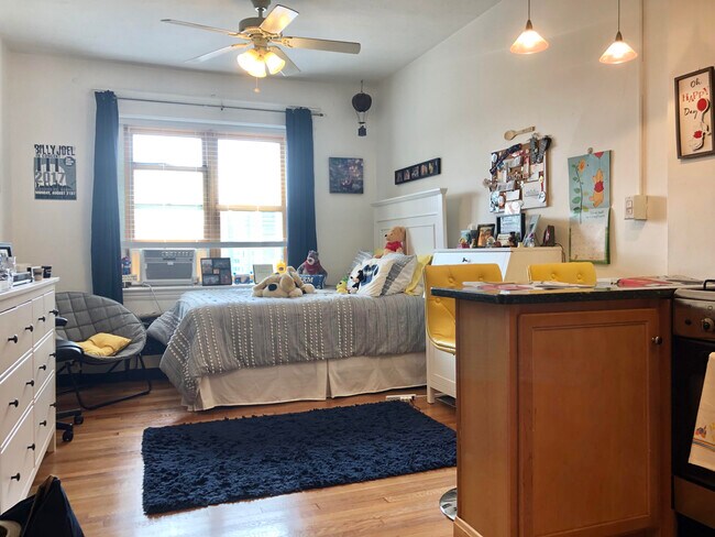 Garrison Hall unit 704, Boston, MA 02116 - photo 2