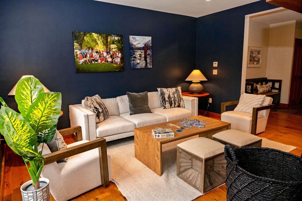 28 Yellow Birch Cir unit ID1262032P, Lincoln, NH 03251 - photo 1