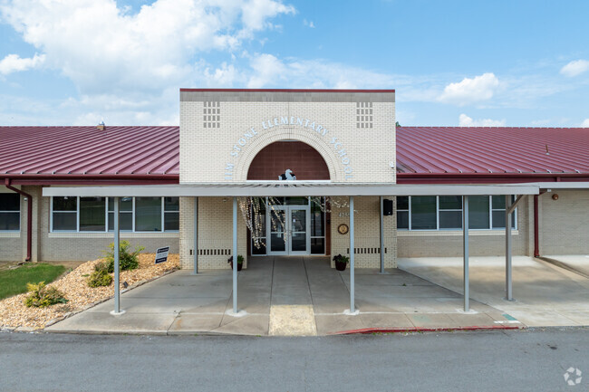 Jim Stone Elementary in Conway serves students in Conway.