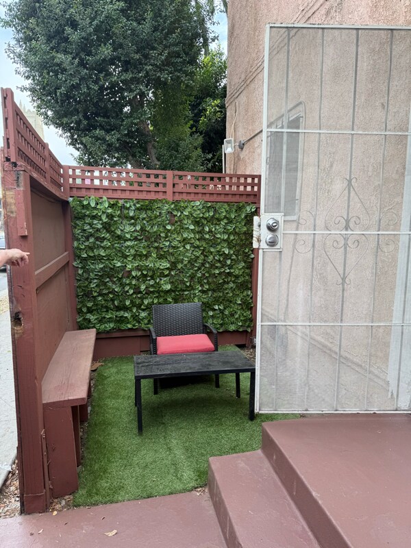 1781 Orchid Ave unit 112, Los Angeles, CA 90028 - photo 6