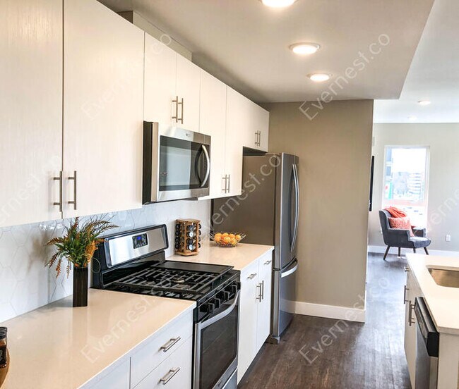 2374 S University Blvd, Denver, CO 80210 - photo 5