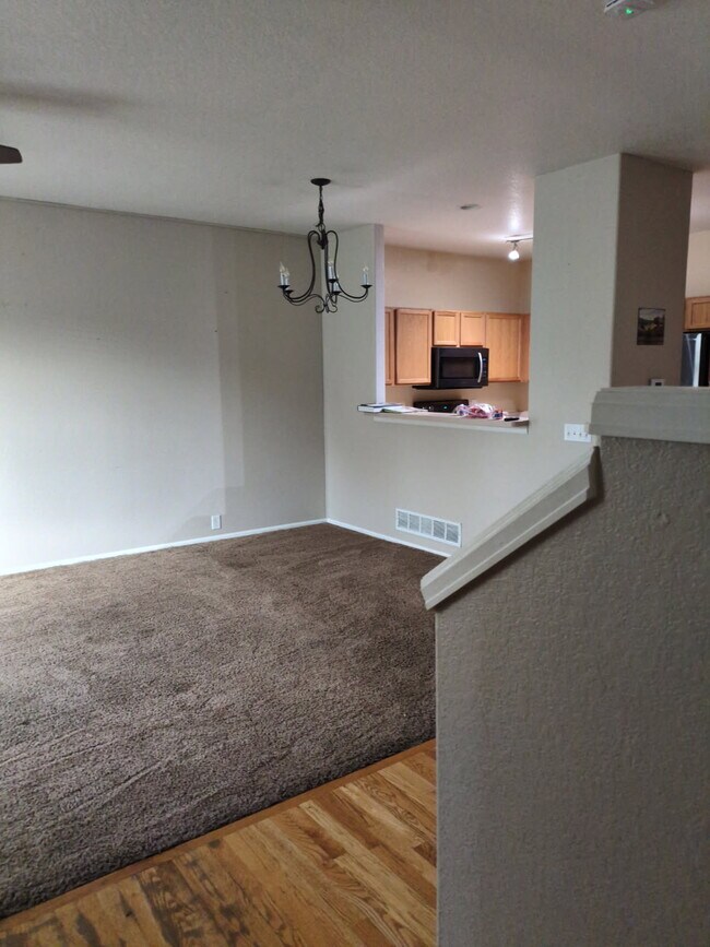 215 Blue Bonnet Dr, Brighton, CO 80601 - photo 6