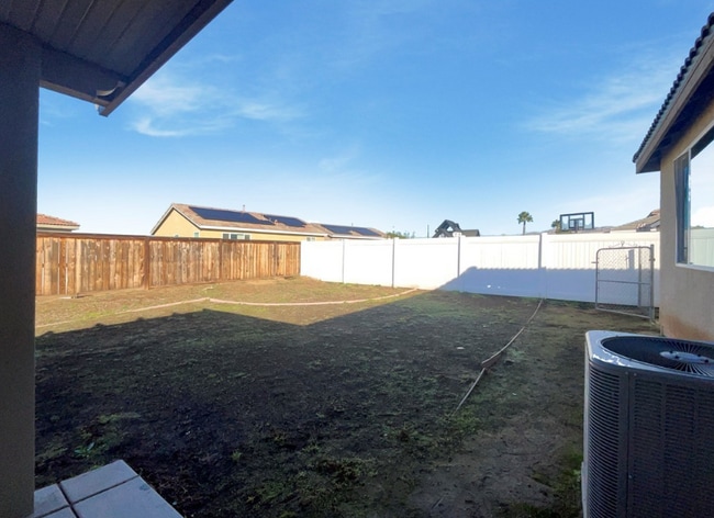 26625 Emperor Rd, Romoland, CA 92585 - photo 5