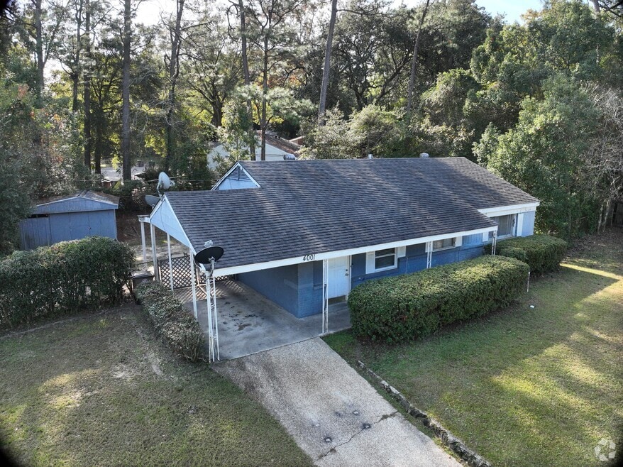 4001 Sunnyvale Ln S, Mobile, AL 36609 - photo 2