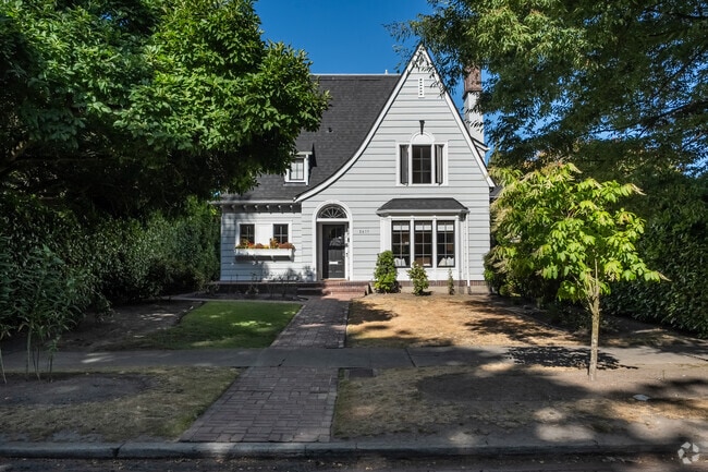 Portage Bay offers large, single-family homes with large front yards, and surrounded by trees.