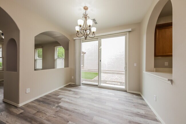 28902 N 124th Dr, Peoria, AZ 85383 - photo 7