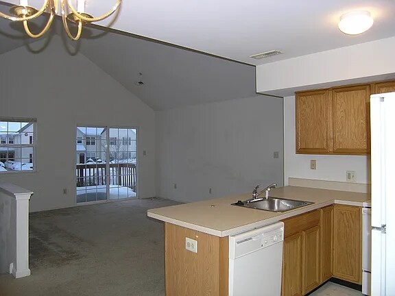 139 Horseshoe Dr, Quakertown, PA 18951 - photo 4