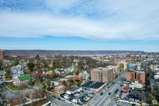 Hartsdale is anchored by boutiques, shopping, and dining.